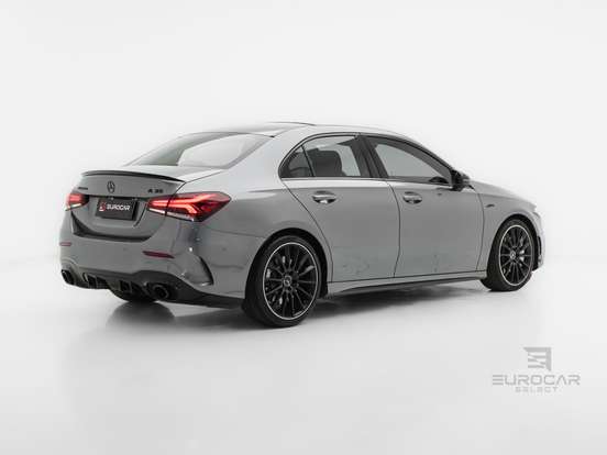 MERCEDES-BENZ-A 35 AMG-2020