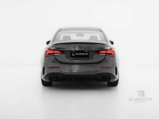 MERCEDES-BENZ-A 35 AMG-2020