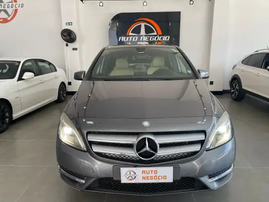 MERCEDES-BENZ-B 200-2014