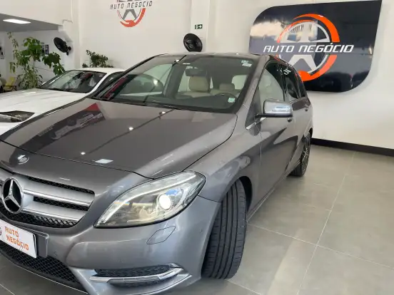 MERCEDES-BENZ-B 200-2014