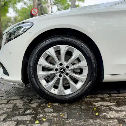 MERCEDES-BENZ-C 180-2018