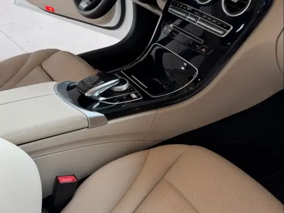 MERCEDES-BENZ-C 200-2.0 CGI AVANTGARDE 16V GASOLINA 4P AUTOMÁTICO MERCEDES-BENZ-C 200-2015