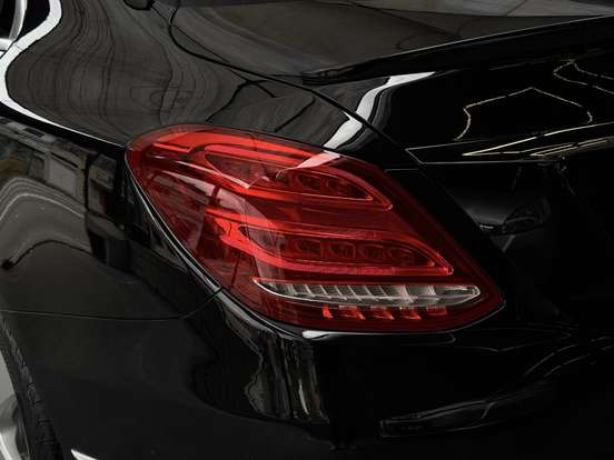 MERCEDES-BENZ-C 200-2.0 CGI AVANTGARDE 16V GASOLINA 4P AUTOMÁTICO MERCEDES-BENZ-C 200-2015
