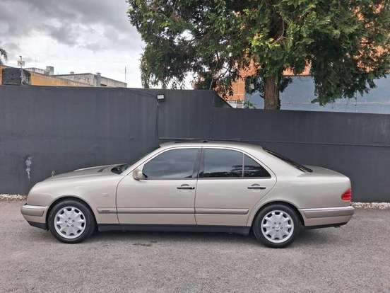 MERCEDES-BENZ-E 320-3.2 ELEGANCE TOURING V6 GASOLINA 4P AUTOMÁTICO MERCEDES-BENZ-E 320-1997