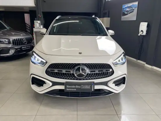 MERCEDES-BENZ-GLA 200-2025