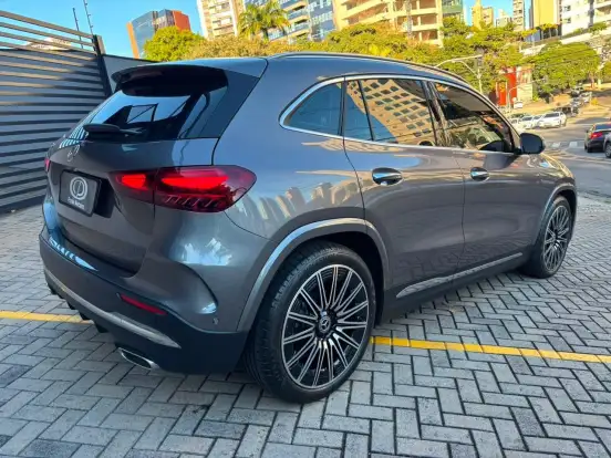 MERCEDES-BENZ-GLA 200-1.3 MHEV AMG LINE 7G-DCT MERCEDES-BENZ-GLA 200-2024