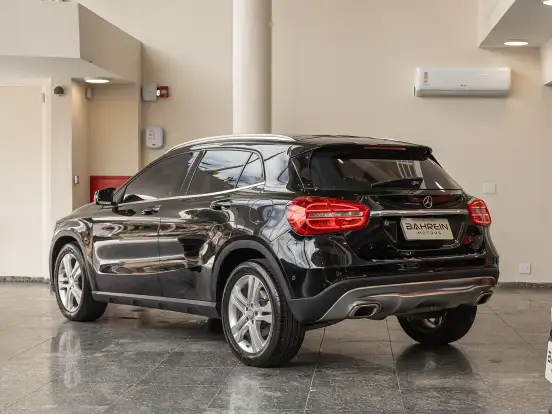 MERCEDES-BENZ-GLA 200-1.6 CGI ENDURO 16V TURBO FLEX 4P AUTOMÁTICO MERCEDES-BENZ-GLA 200-2017