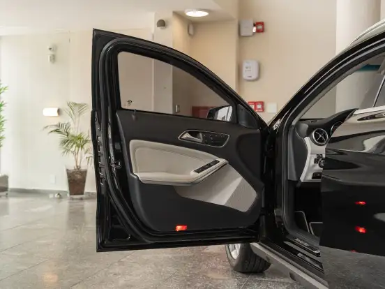 MERCEDES-BENZ-GLA 200-1.6 CGI ENDURO 16V TURBO FLEX 4P AUTOMÁTICO MERCEDES-BENZ-GLA 200-2017