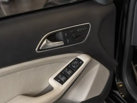 MERCEDES-BENZ-GLA 200-1.6 CGI ENDURO 16V TURBO FLEX 4P AUTOMÁTICO MERCEDES-BENZ-GLA 200-2017