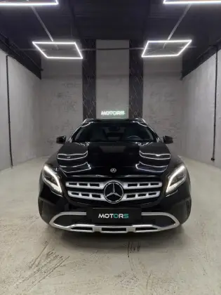 MERCEDES-BENZ GLA 200 1.6 CGI FLEX STYLE 7G-DCT