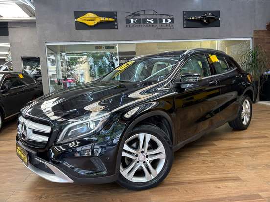 MERCEDES-BENZ-GLA 200-1.6 CGI ADVANCE 16V TURBO FLEX 4P AUTOMÁTICO MERCEDES-BENZ-GLA 200-2017