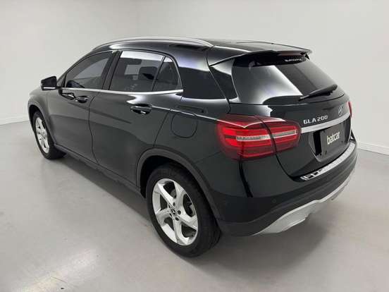 MERCEDES-BENZ-GLA 200-1.6 CGI FLEX ADVANCE 7G-DCT MERCEDES-BENZ-GLA 200-2019