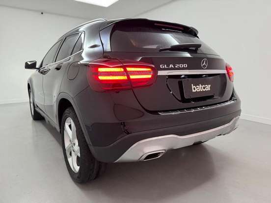 MERCEDES-BENZ-GLA 200-1.6 CGI FLEX ADVANCE 7G-DCT MERCEDES-BENZ-GLA 200-2019