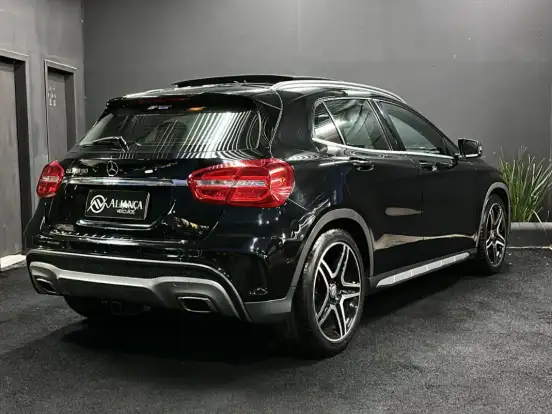 MERCEDES-BENZ-GLA 250-2.0 16V TURBO GASOLINA SPORT 4P AUTOMÁTICO MERCEDES-BENZ-GLA 250-2016