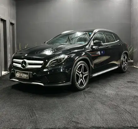 MERCEDES-BENZ-GLA 250-2016