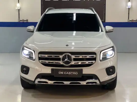 MERCEDES-BENZ-GLB 200-2021