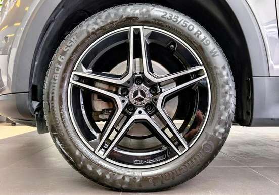 MERCEDES-BENZ-GLB 200-2022