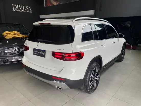 MERCEDES-BENZ-GLB 220-2025