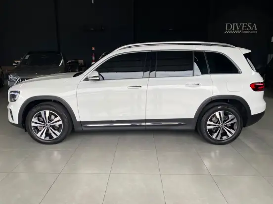 MERCEDES-BENZ-GLB 220-2025
