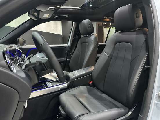 MERCEDES-BENZ-GLB 220-2025