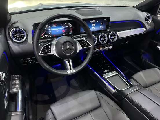 MERCEDES-BENZ-GLB 220-2.0 MHEV PROGRESSIVE 4MATIC 8G-DCT MERCEDES-BENZ-GLB 220-2025