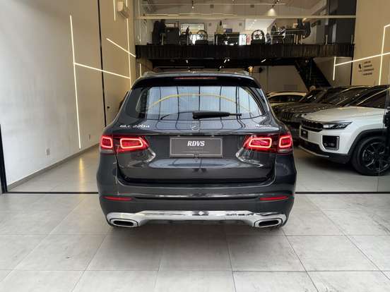 MERCEDES-BENZ-GLC 220d-2021