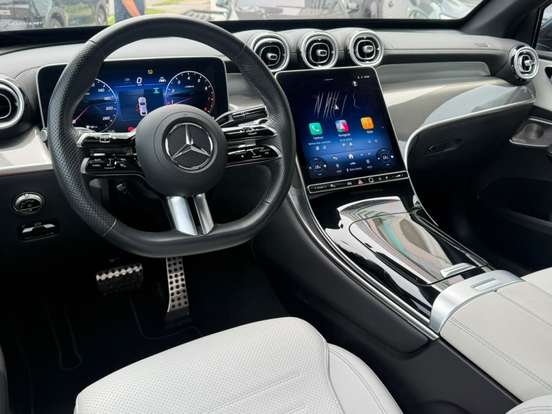 MERCEDES-BENZ-GLC 300-2024