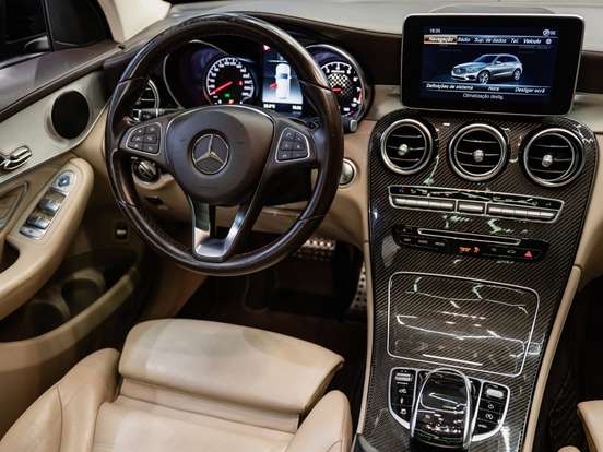 MERCEDES-BENZ-GLC 43 AMG-2017