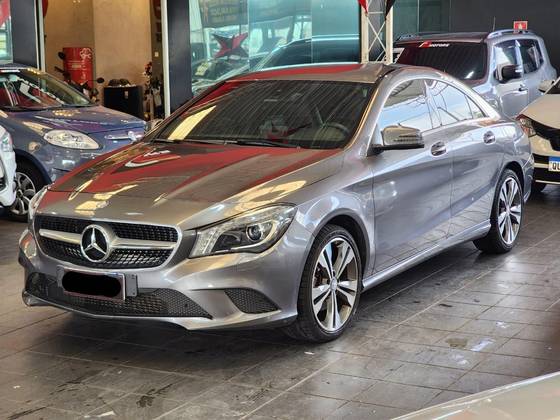 MERCEDES-BENZ CLA 200 1.6 URBAN 16V FLEX 4P AUTOMÁTICO