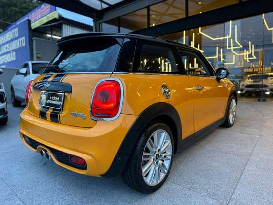 MINI-COOPER-2.0 S EXCLUSIVE 16V TURBO GASOLINA 2P AUTOMÁTICO MINI-COOPER-2015