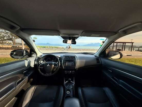 MITSUBISHI-ASX-2013