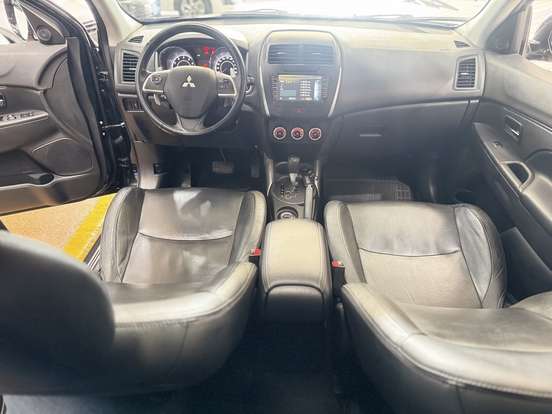 MITSUBISHI-ASX-2017