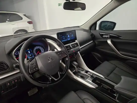 MITSUBISHI-ECLIPSE CROSS-1.5 MIVEC TURBO GASOLINA HPE CVT MITSUBISHI-ECLIPSE CROSS-2025