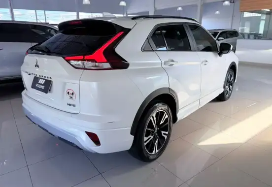 MITSUBISHI-ECLIPSE CROSS-1.5 MIVEC TURBO GASOLINA HPE CVT MITSUBISHI-ECLIPSE CROSS-2023