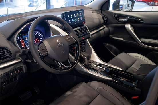 MITSUBISHI-ECLIPSE CROSS-1.5 MIVEC TURBO GASOLINA HPE CVT MITSUBISHI-ECLIPSE CROSS-2026