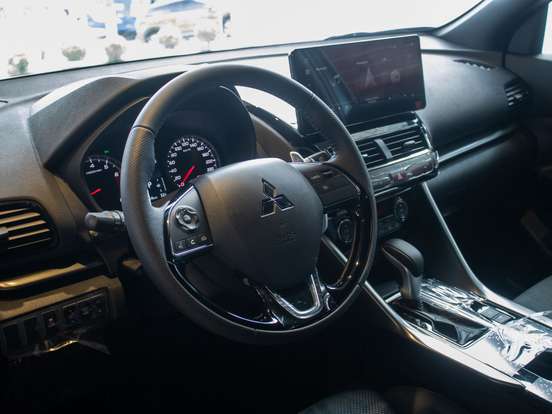 MITSUBISHI-ECLIPSE CROSS-1.5 MIVEC TURBO GASOLINA TARMAC CVT MITSUBISHI-ECLIPSE CROSS-2026