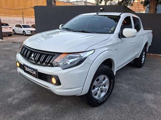MITSUBISHI-L200 TRITON-2.4 16V TURBO DIESEL GL CD 4X4 MANUAL MITSUBISHI-L200 TRITON-2023