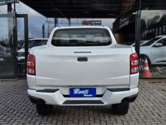 MITSUBISHI-L200 TRITON-2.4 16V TURBO DIESEL SPORT GLS CD 4P 4X4 AUTOMÁTICO MITSUBISHI-L200 TRITON-2019