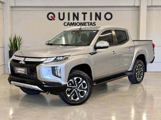 MITSUBISHI L200 TRITON 2.4 16V TURBO DIESEL SPORT HPE-S CD 4P 4X4 AUTOMÁTICO
