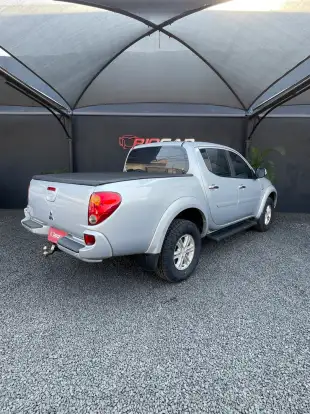 MITSUBISHI-L200 TRITON-3.2 HPE 4X4 CD 16V TURBO INTERCOOLER DIESEL 4P AUTOMÁTICO MITSUBISHI-L200 TRITON-2014