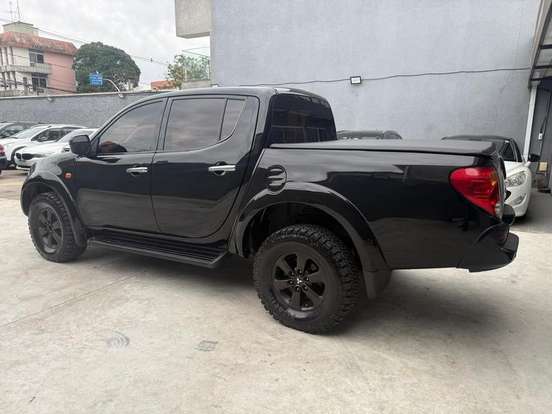 MITSUBISHI-L200 TRITON-3.2 GLS 4X4 CD 16V TURBO INTERCOLER DIESEL 4P MANUAL MITSUBISHI-L200 TRITON-2011