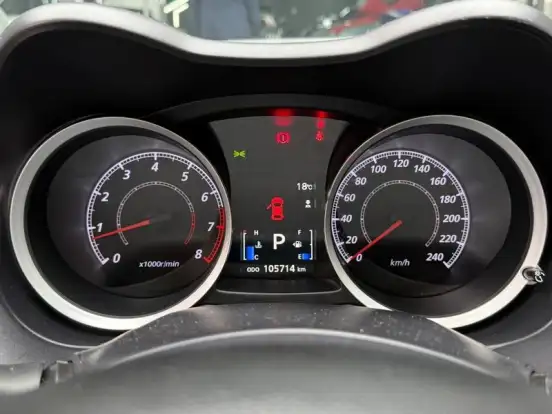 MITSUBISHI-LANCER-2.0 HLE 16V GASOLINA 4P AUTOMÁTICO MITSUBISHI-LANCER-2016