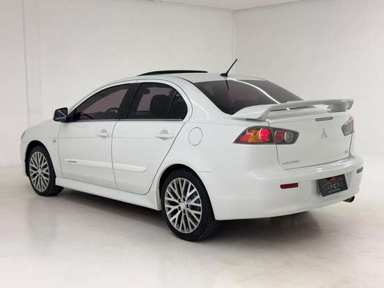 MITSUBISHI-LANCER-2.0 16V GASOLINA 4P AUTOMÁTICO MITSUBISHI-LANCER-2015