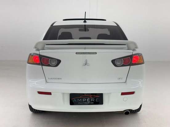 MITSUBISHI-LANCER-2015
