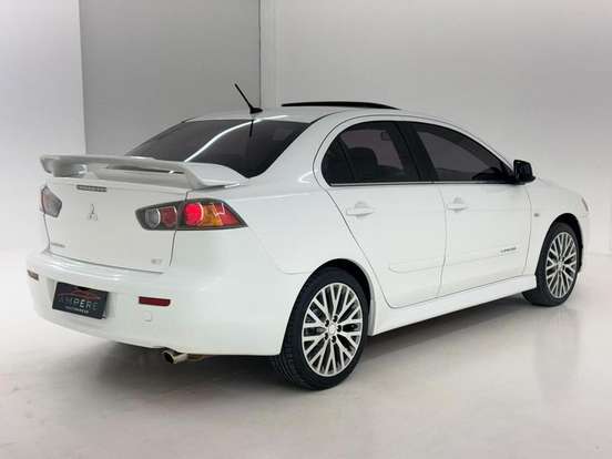 MITSUBISHI-LANCER-2015