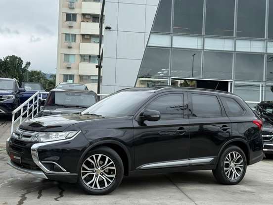 MITSUBISHI-OUTLANDER-2015