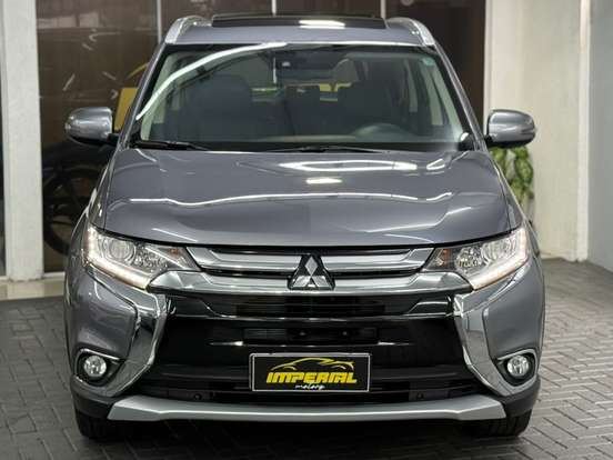 MITSUBISHI-OUTLANDER-2.0 COMFORT 16V GASOLINA 4P AUTOMÁTICO MITSUBISHI-OUTLANDER-2018