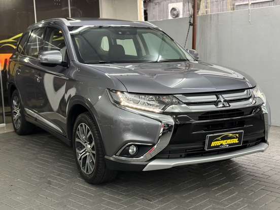 MITSUBISHI-OUTLANDER-2.0 COMFORT 16V GASOLINA 4P AUTOMÁTICO MITSUBISHI-OUTLANDER-2018