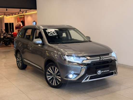 MITSUBISHI-OUTLANDER-2019