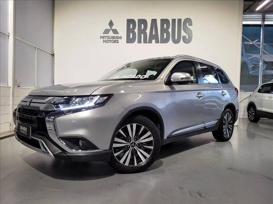 MITSUBISHI OUTLANDER 2.0 MIVEC GASOLINA HPE AUTOMÁTICO